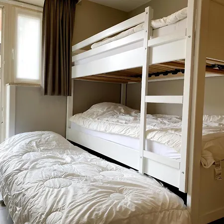 In Near The Daire Nieuwpoort