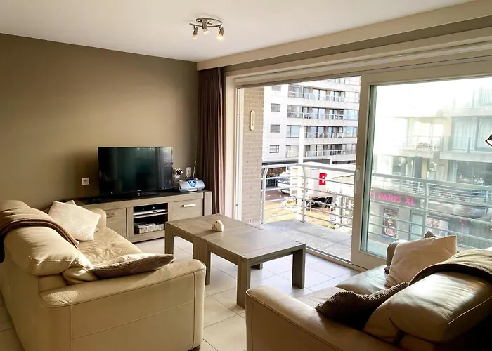 In Near The דירה *